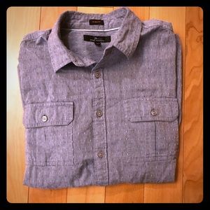 Men’s short sleeve button down - slim fit - medium